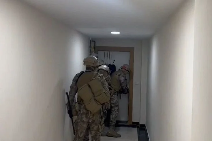"Ay Grubu" Suç Örgütüne 7 İlde Operasyon: Çok Sayıda Şüpheli Gözaltında - Son Dakika