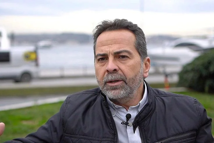 Nasuh Mahruki Hakkında 15 Temmuz Paylaşımı Nedeniyle Soruşturma Başlatıldı - Son Dakika